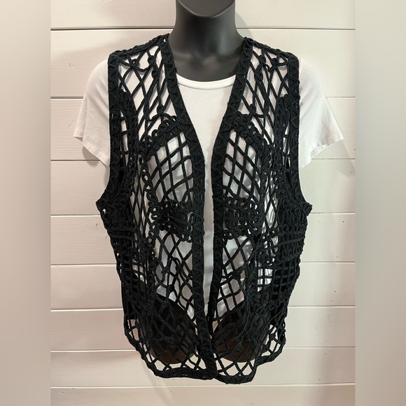 ❣️🖤 LAURA DANIELS Vintage Metallic Crochet Overlay Tank – Size 1X - Picture 1 of 9